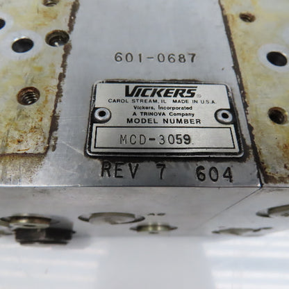 Vickers MCD-3059-12 DG4V Series 7 Valve Manifold Block
