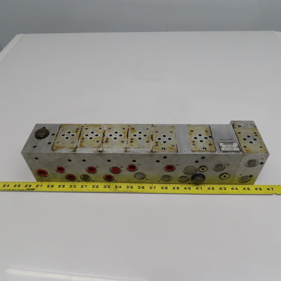 Vickers MCD-3059-12 DG4V Series 7 Valve Manifold Block