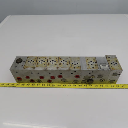 Vickers MCD-3059-12 DG4V Series 7 Valve Manifold Block