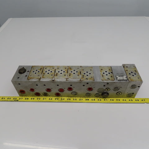 Vickers MCD-3059-12 DG4V Series 7 Valve Manifold Block
