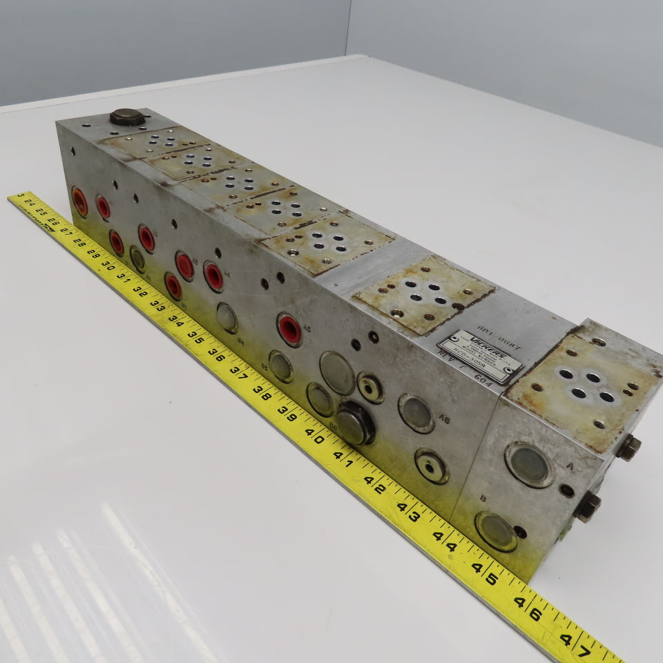 Vickers MCD-3059-12 DG4V Series 7 Valve Manifold Block