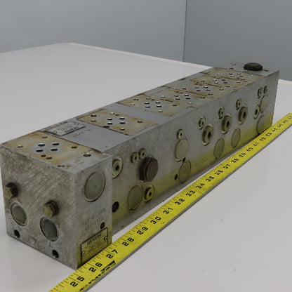 Vickers MCD-3059-12 DG4V Series 7 Valve Manifold Block