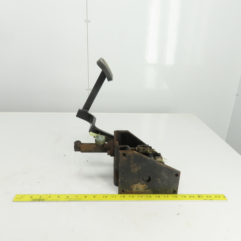 Caterpillar Brake Pedal Assy. From A Model EP20KT Forklift