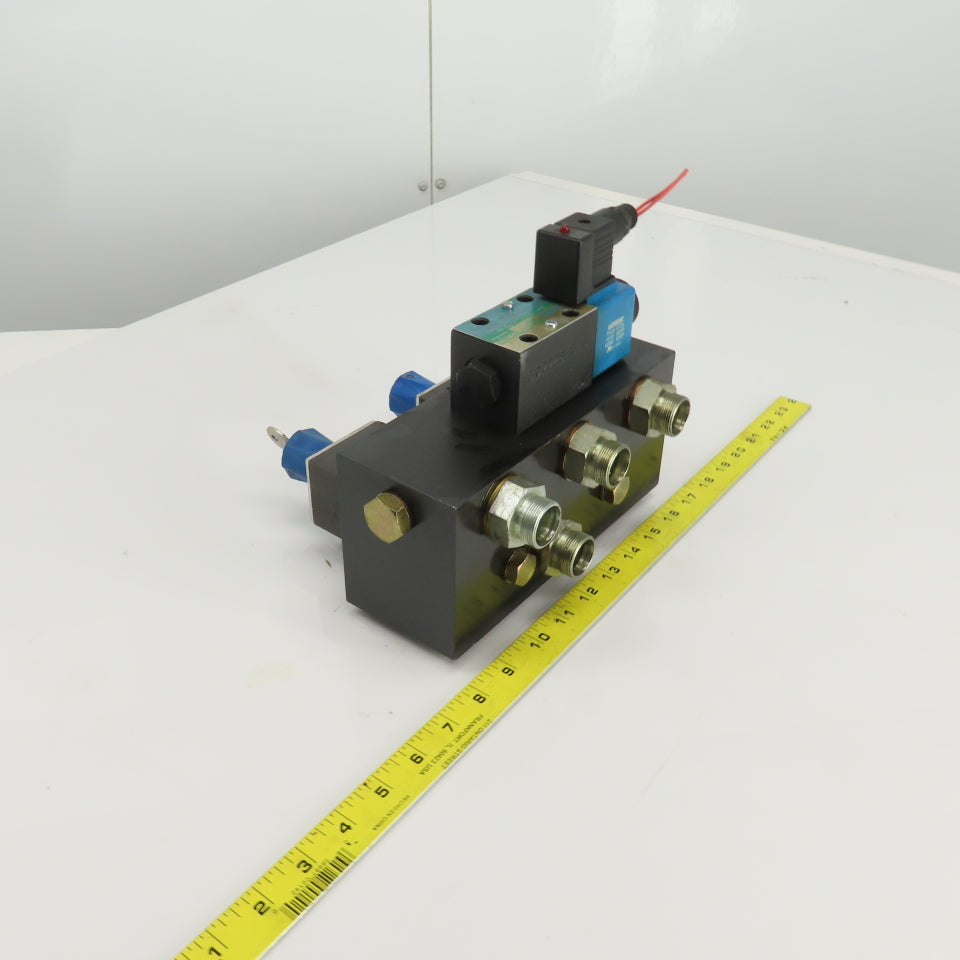 Vickers DG4V-3S-0A-M-U-B5-60 4/2 Solenoid Hydraulic Control Valve 5000PSI 120V