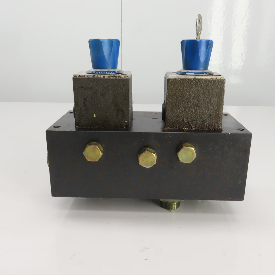 Vickers DG4V-3S-0A-M-U-B5-60 4/2 Solenoid Hydraulic Control Valve 5000PSI 120V