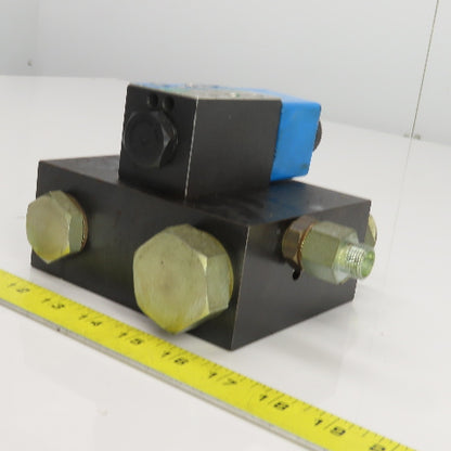 Vickers DGV4-3S-6B-M-U-B5-60 4/2 Position Solenoid Hydraulic Control Valve 120V