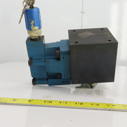 Vickers DG4V-3-0A-M-U-B6-60 4/2 Position Solenoid Hydraulic Valve 120V 5000PSI