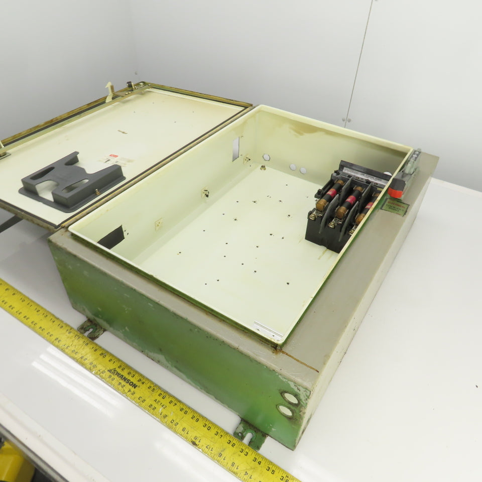 Hoffman A-30SA2208LP Enclosure W/Allen Bradley Disconnect 1494V-DS30 30A 600VAC