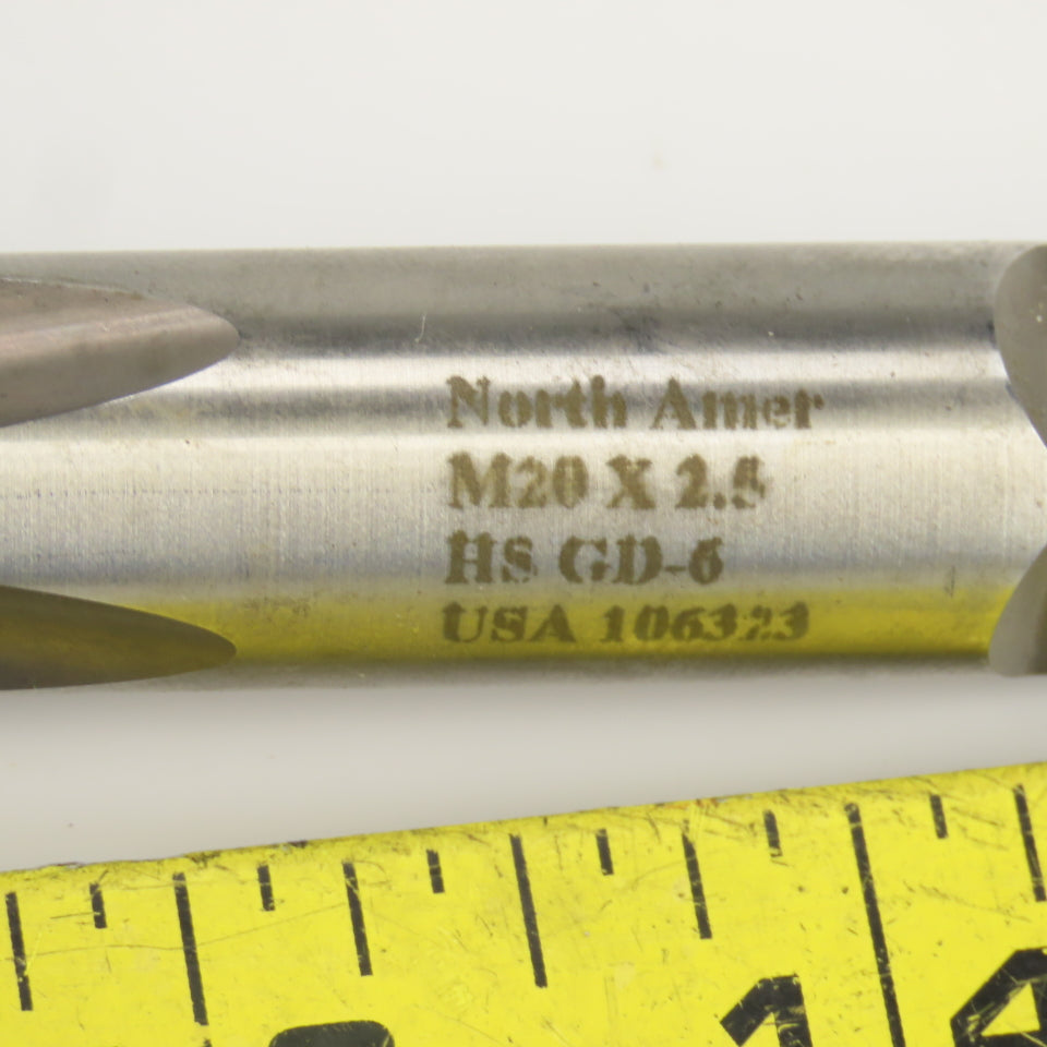 Noth American M20 x 2.5 Metric RH Straight 4 Flute Coolant Thru Plug Tap HSS