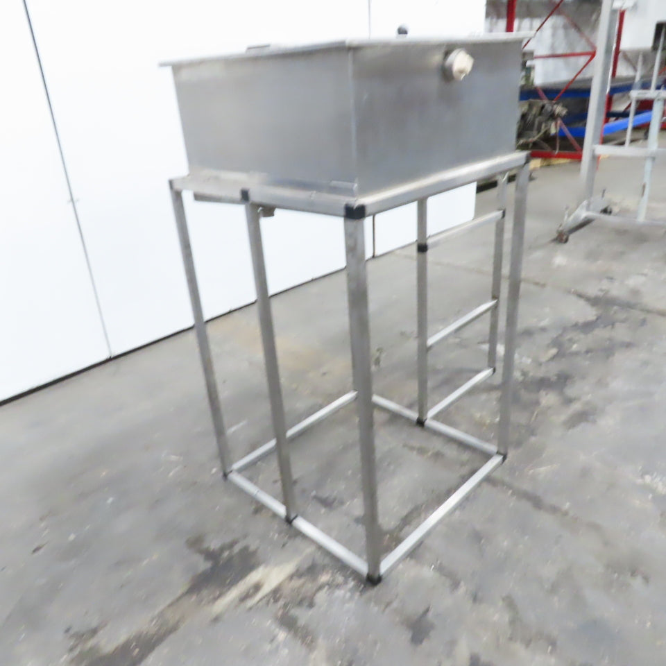 24 Gallon Stainless Steel Gravity Fed Testing Tank Fixture On Stand