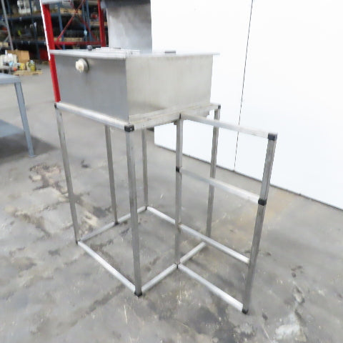24 Gallon Stainless Steel Gravity Fed Testing Tank Fixture On Stand