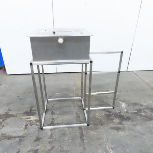 24 Gallon Stainless Steel Gravity Fed Testing Tank Fixture On Stand