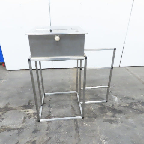 24 Gallon Stainless Steel Gravity Fed Testing Tank Fixture On Stand