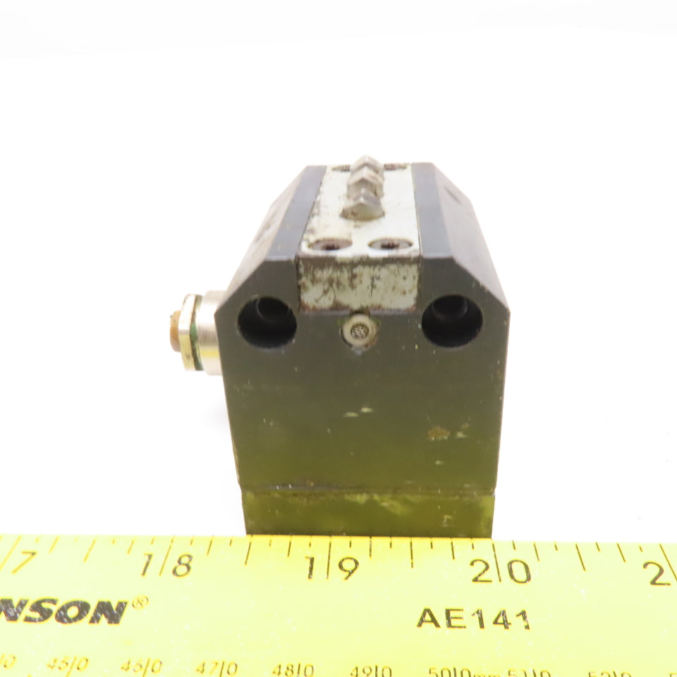 Kissling 54,810.103D53 3 Position Chisel Plunger Style Limit Switch Lot Of 4