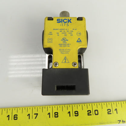 Sick i17-SA213S11 Electro-Mechanical Safety Switch 240V 2A 120V 4A