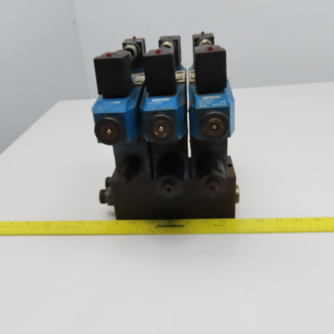Vickers DG4V-3-6C-M-U-H7 30 5/3 Way Float Center Hydraulic Valve Bank Manifold