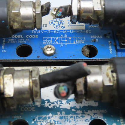 Vickers DG4V-3-6C-M-U-H7 60 5/3 Way Float Center Hydraulic Valve Bank Manifold