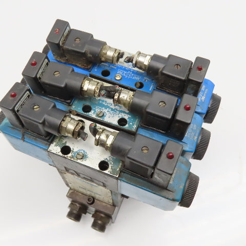 Vickers DG4V-3-6C-M-U-H7 60 5/3 Way Float Center Hydraulic Valve Bank Manifold