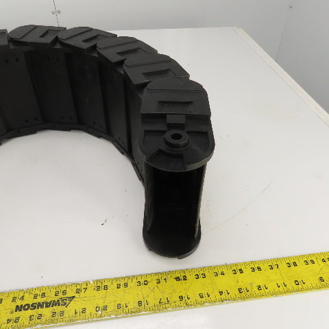 Igus 40.01.150 39" OAL Cable Carrier Energy Chain 5-3/4" x 2-3/4" ID Closed
