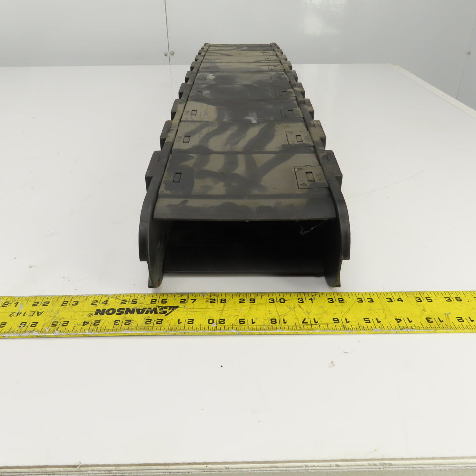 Igus 40.01.150 39" OAL Cable Carrier Energy Chain 5-3/4" x 2-3/4" ID Closed
