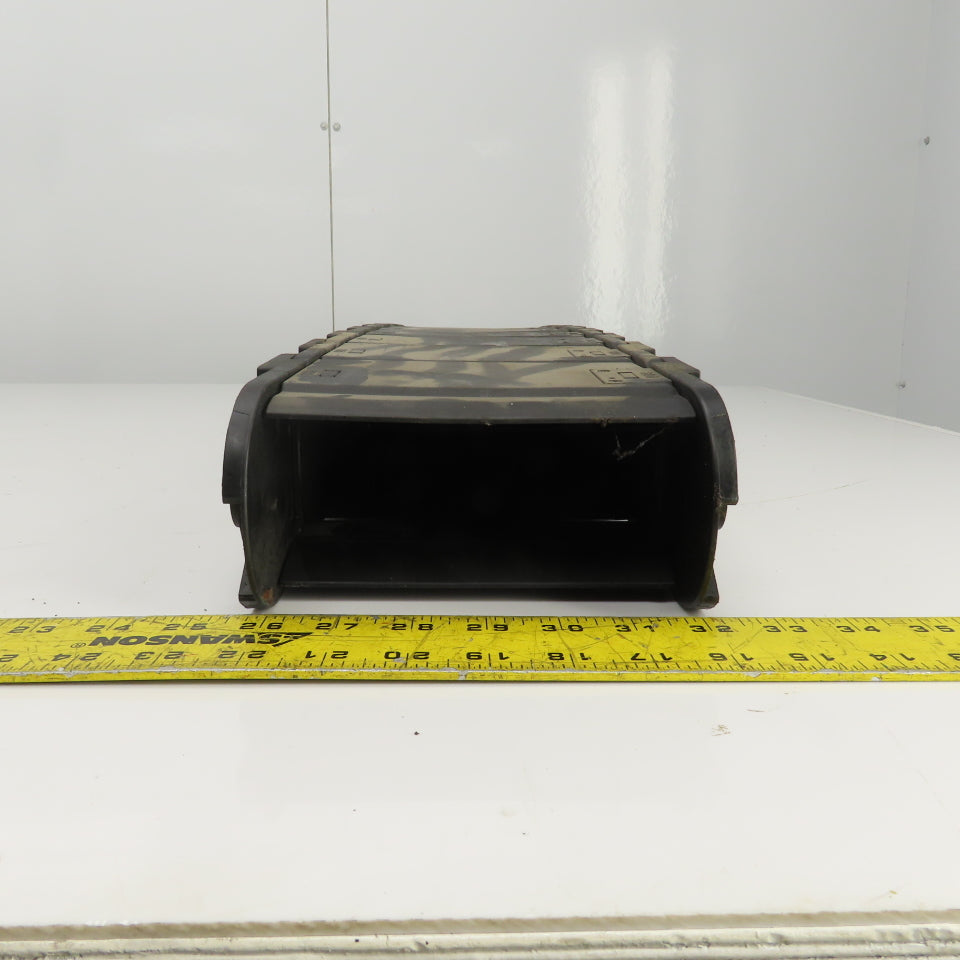 Igus 40.01.150 39" OAL Cable Carrier Energy Chain 5-3/4" x 2-3/4" ID Closed