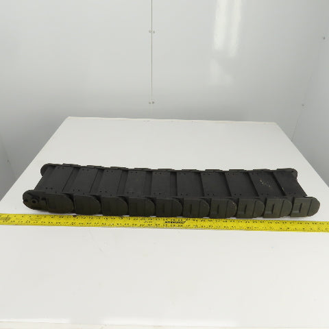 Igus 40.01.150 39" OAL Cable Carrier Energy Chain 5-3/4" x 2-3/4" ID Closed