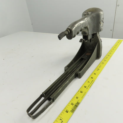 ISM Pneumatic Cardboard Box Stapler Uses 5/8 2500 35/15 Staples