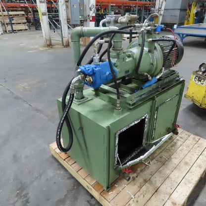 Vickers PVQ20B2RSE3S21CG30 70 USG Heated Baffled Hydraulic Tank 15Hp 460V 3Ph