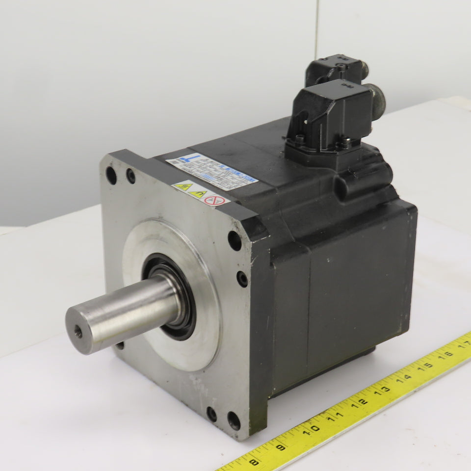Okuma BL-MC100MJ-20SNA 2 KW AC Servo Motor 2000RPM 133V 9.80A 3PH