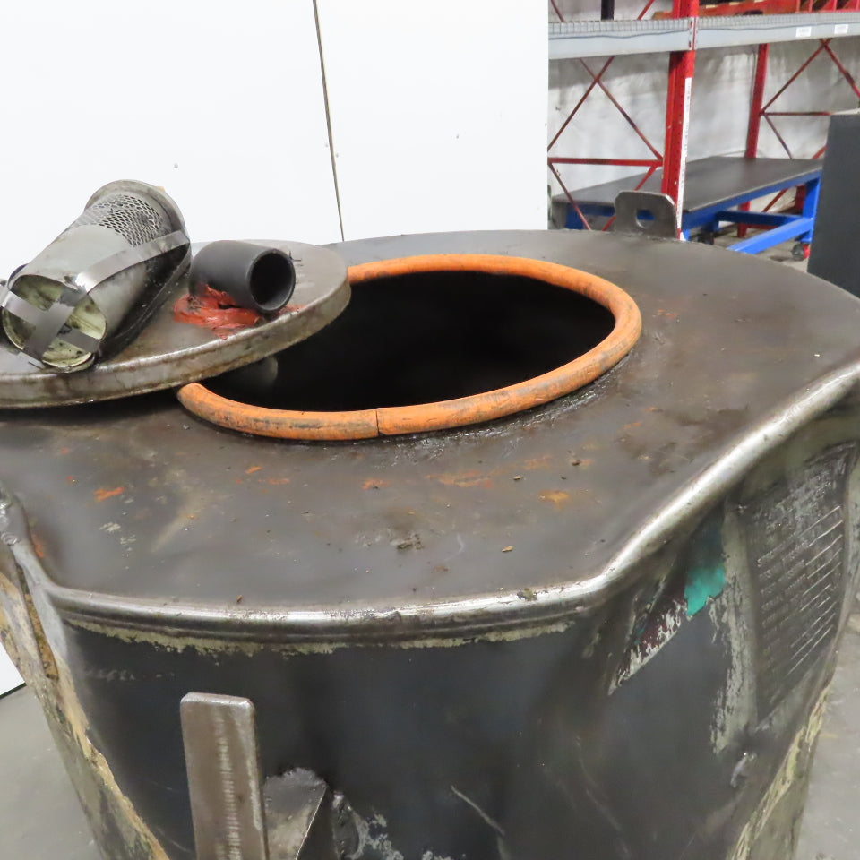 Clawson Tank Co. 330 Gallon Pneumatic Vacuum Coolant Cleanup Storage Tank