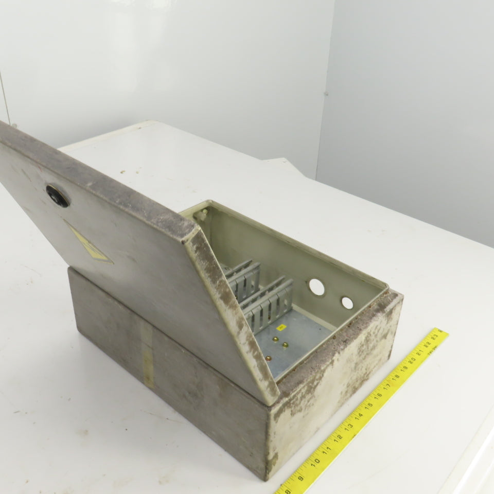 15-3/4" H x 11-3/4" W x 5" D Electrical Enclosure W/Backplate Wall Mount