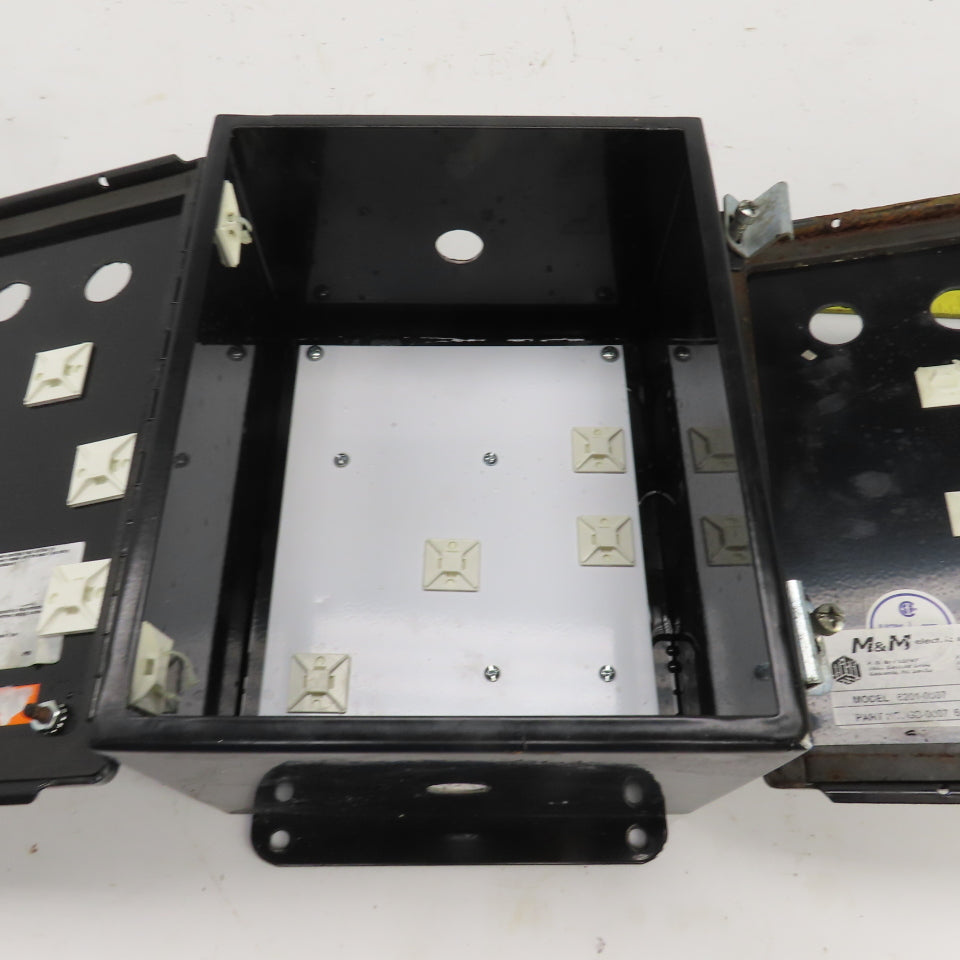 Hoffman A10086CH/SPL 10" H x 8" W x 6" D Electrical Enclosure W/Backplate Lot/2