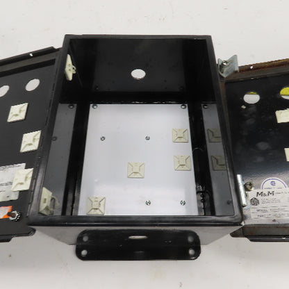 Hoffman A10086CH/SPL 10" H x 8" W x 6" D Electrical Enclosure W/Backplate Lot/2