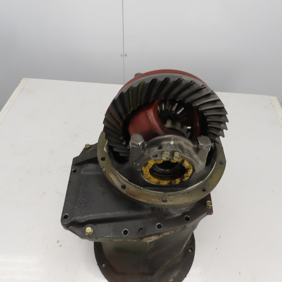 Caterpillar Model 2EC30 Forklift Ring & Pinion Differential Assembly