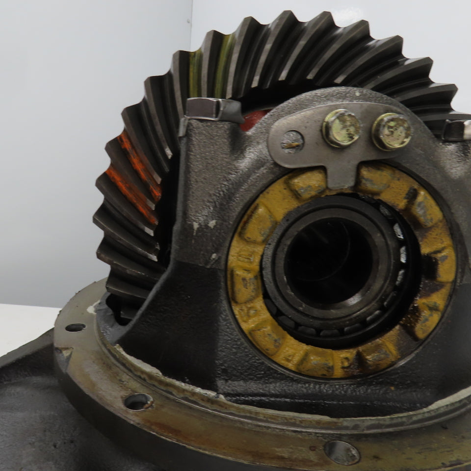 Caterpillar Model 2EC30 Forklift Ring & Pinion Differential Assembly