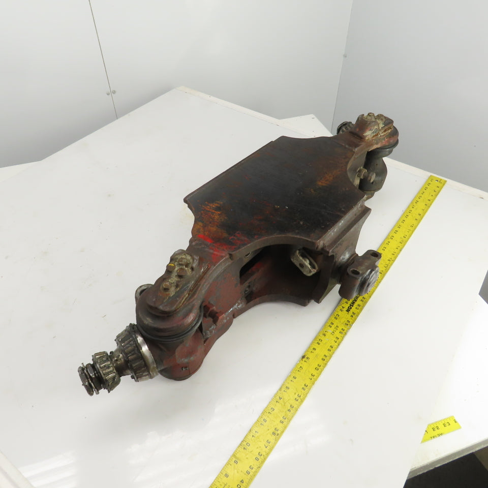 Caterpillar Model 2EC30 Forklift Rear Steering Spindle Assembly