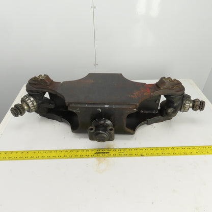 Caterpillar Model 2EC30 Forklift Rear Steering Spindle Assembly