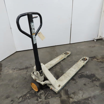 (B Unlisted) Crown Pallet Jack