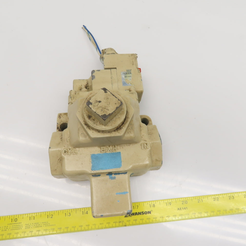 MAC 3 Port 2 Position Pneumatic Solenoid Operated Valve 24VDC Coil 1" NPT