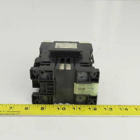Fuji SC-E3/G Reversing Contactor 24VDC Coil 3Pole 65A