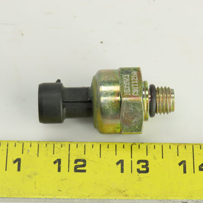 1835923 C911121A Diesel Engine Oil Pressure EOP Sensor Switch