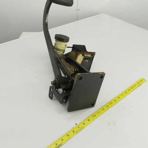 Caterpillar Model 2EC30 Foot Brake & Horn Assembly
