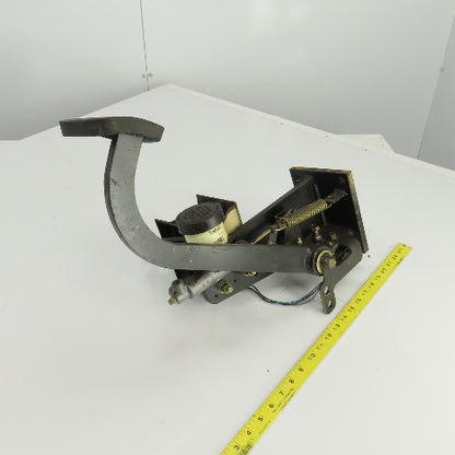 Caterpillar Model 2EC30 Foot Brake & Horn Assembly