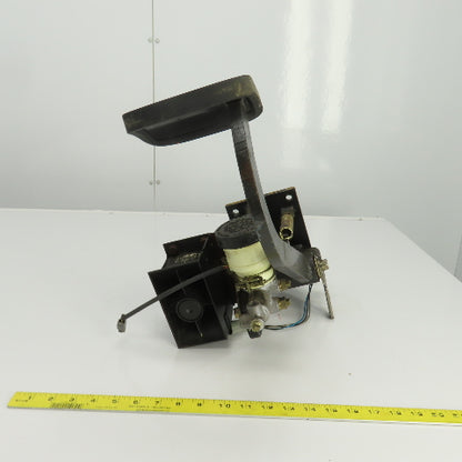 Caterpillar Model 2EC30 Foot Brake & Horn Assembly