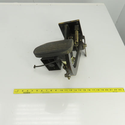 Caterpillar Model 2EC30 Foot Brake & Horn Assembly