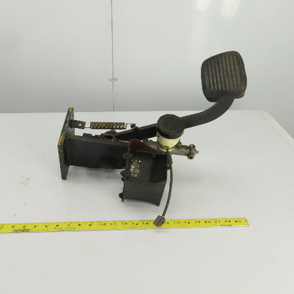 Caterpillar Model 2EC30 Foot Brake & Horn Assembly