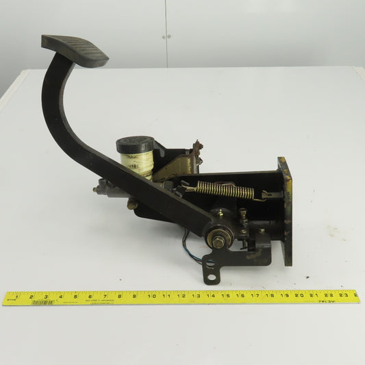 Caterpillar Model 2EC30 Foot Brake & Horn Assembly