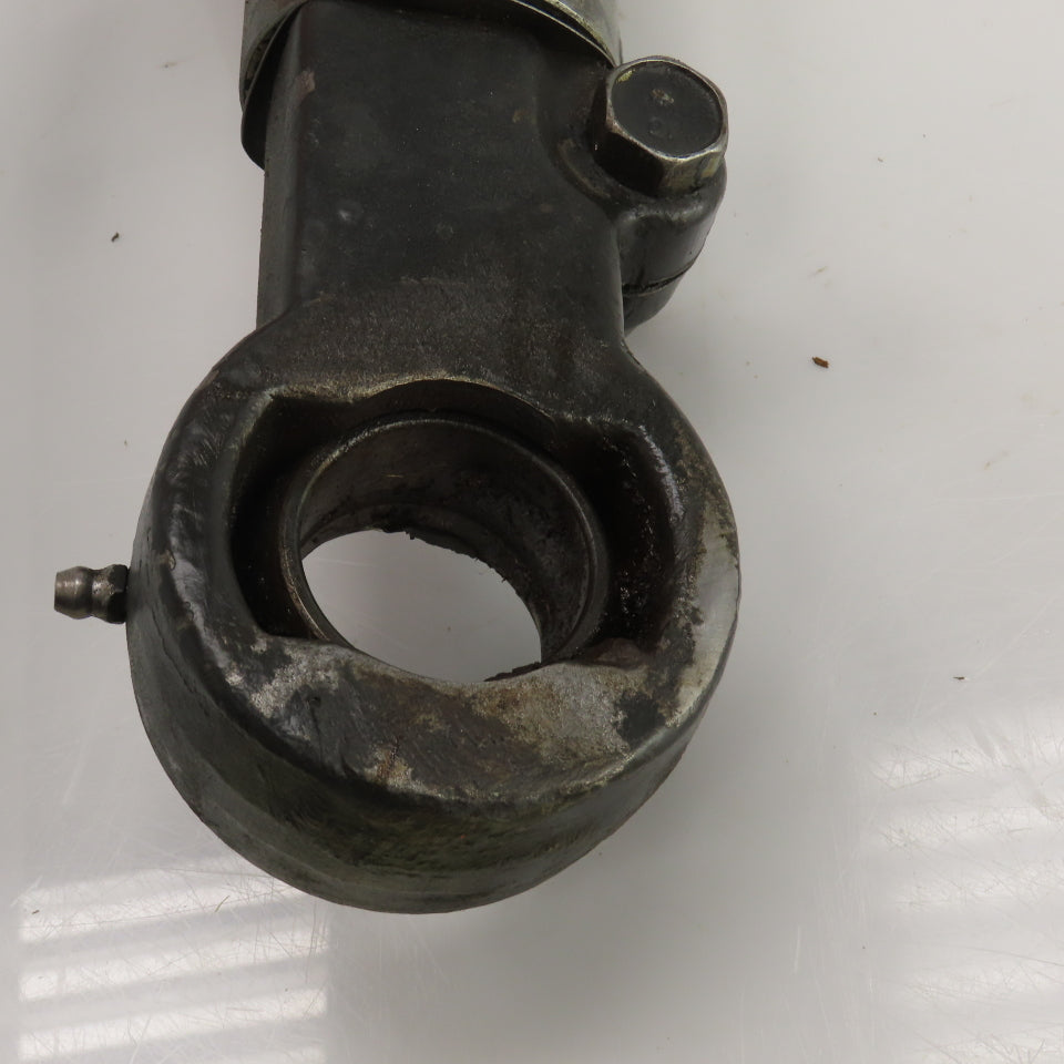 Caterpillar Model 2EC30 Hydraulic Mast Tilt Cylinder