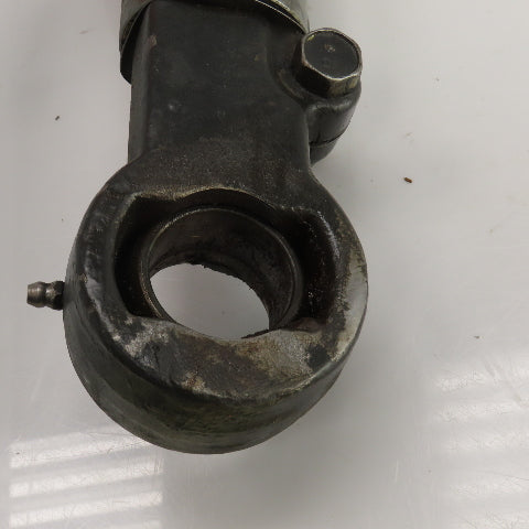 Caterpillar Model 2EC30 Hydraulic Mast Tilt Cylinder