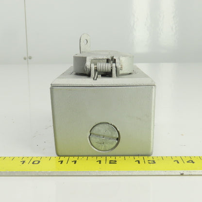 Hubbell Wet Locations When Closed Dual 115V Outlet